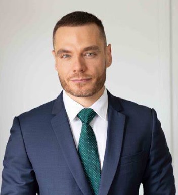  Christopher Dembik