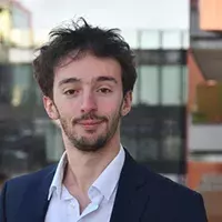 Maxime Darrin Professeur affilié en Ethique de l’IA et Doctorant en informatique